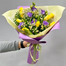 Букет &laquo;Теплый привет&raquo; от интернет-магазина «Цветочные истории»