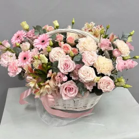 Весеннее великолепие от интернет-магазина «Цветочные истории»