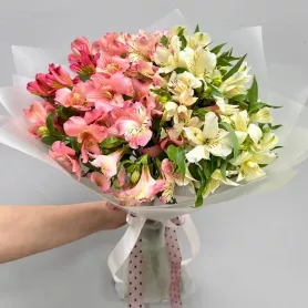 Букет &laquo;Цветочное вдохновение&raquo; от интернет-магазина «Цветочные истории»