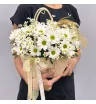 Корзинка с ромашками