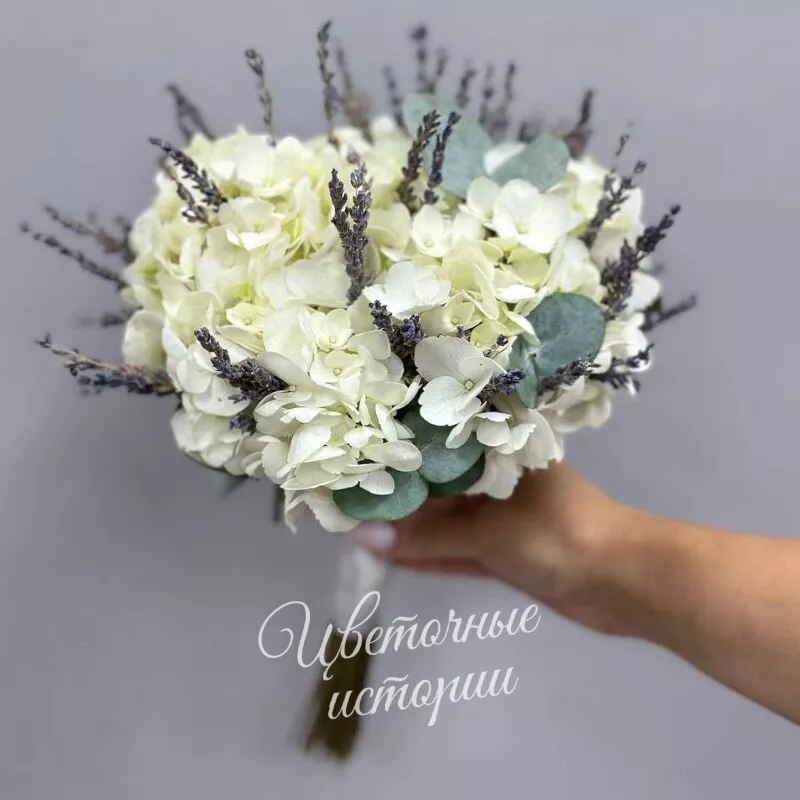 Букет &laquo;Свет любви&raquo;