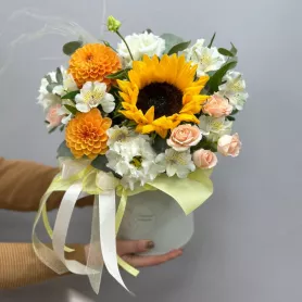 Композиция &laquo;Свет знаний&raquo; от интернет-магазина «Цветочные истории»