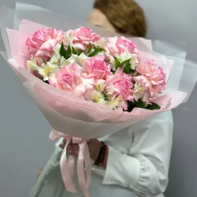 Весенний  танец от интернет-магазина «Цветочные истории»