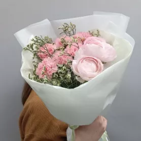 Букет &laquo;Букет из Ранункулюса - Нежное прикосновение&raquo; от интернет-магазина «Цветочные истории»