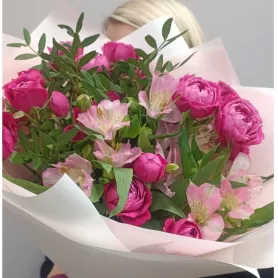 Букет &laquo;Букет розовый шик&raquo; от интернет-магазина «Цветочные истории»