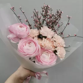 Букет &laquo;Букет с Ранункулюсом Нежность Весны&raquo; от интернет-магазина «Цветочные истории»