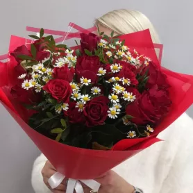 Букет красных роз &laquo;Букет с красной Розой&raquo; от интернет-магазина «Цветочные истории»