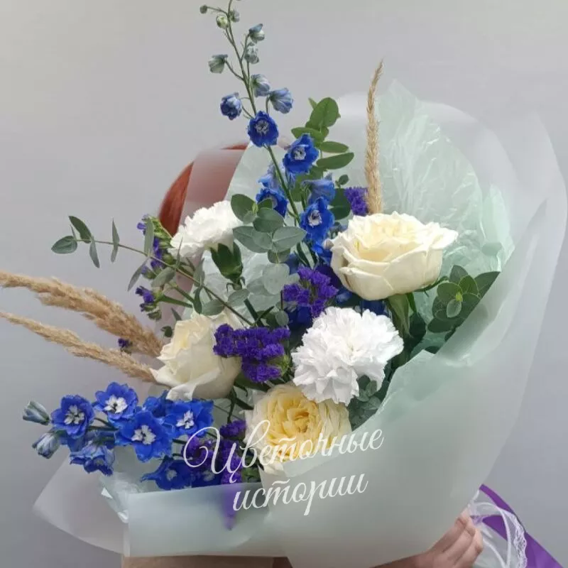 Букет &laquo;Утренний бриз с Дельфиниумом&raquo;