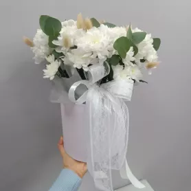 Композиция в коробке &laquo;Композиция на волне чувств&raquo; от интернет-магазина «Цветочные истории»