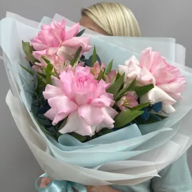 Чудесный праздник от интернет-магазина «Цветочные истории»