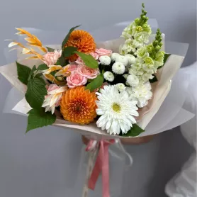 Школьный мотив от интернет-магазина «Цветочные истории»