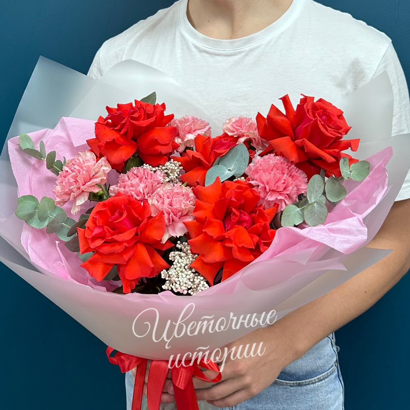 Букет из французских роз и диантусов &laquo;Горячее сердце&raquo; 2