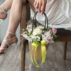 Весенняя сумочка для неё от интернет-магазина «Цветочные истории»