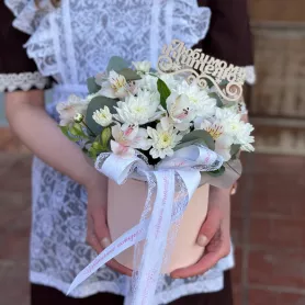 Композиция &laquo;Школьные годы чудесные&raquo; от интернет-магазина «Цветочные истории»