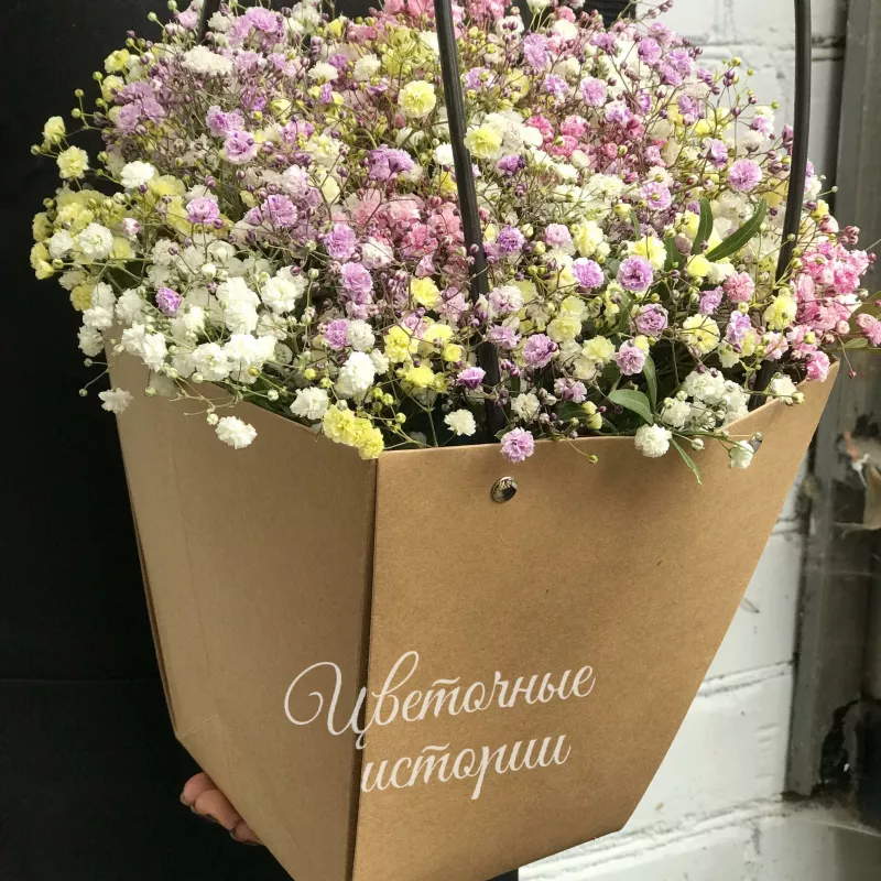 Композиция в коробке &laquo;Цветное облачко&raquo; 1