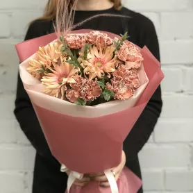 Букет &laquo;Карамельный капучино&raquo; от интернет-магазина «Цветочные истории»