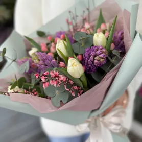 Букет &laquo;Сказка о любви&raquo; от интернет-магазина «Цветочные истории»