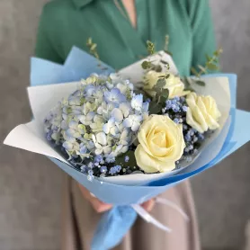 Букет &laquo;Небесное облако&raquo; от интернет-магазина «Цветочные истории»
