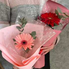 Букет &laquo;Яркое конфети&raquo; от интернет-магазина «Цветочные истории»