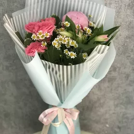 Букет из пионов &laquo;Счастливое лето&raquo; от интернет-магазина «Цветочные истории»