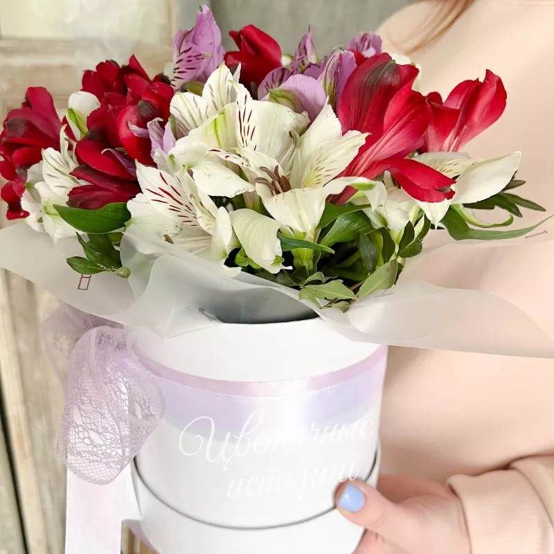 Композиция &laquo;Сияние цвета&raquo; 2