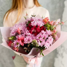 Букет &laquo;Очарование&raquo; от интернет-магазина «Цветочные истории»