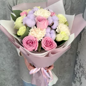 Букет &laquo;Конфетка&raquo; от интернет-магазина «Цветочные истории»