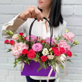 Композиция &laquo;Весенний Фейерверк&raquo; от интернет-магазина «Цветочные истории»