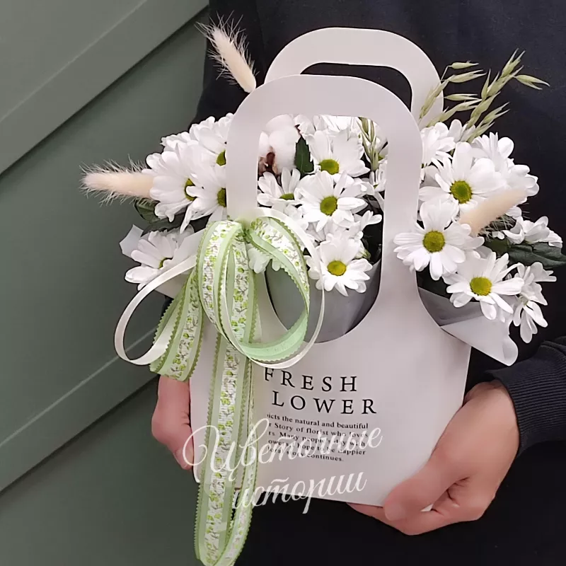 Композиция в коробке &laquo;Ромашковое счастье&raquo; 1