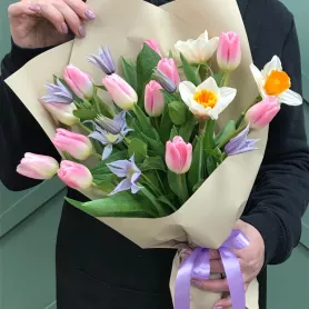 Букет &laquo;Первая бабочка&raquo; от интернет-магазина «Цветочные истории»