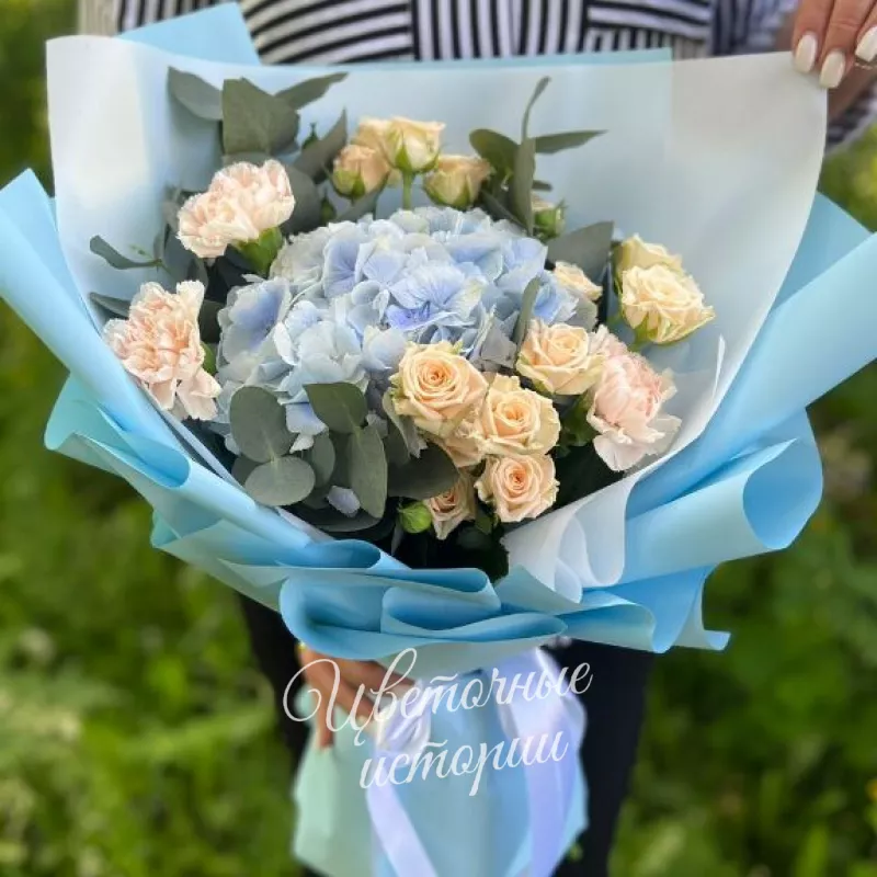 Сборный букет &laquo;Лазурная любовь&raquo; 1