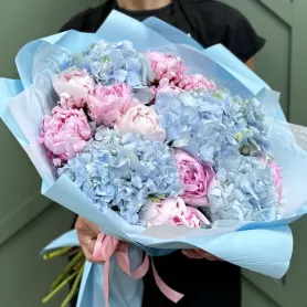 Букет из пионов &laquo;Мечты любимой&raquo; от интернет-магазина «Цветочные истории»