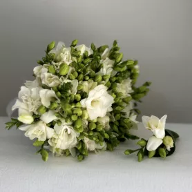 Букет &laquo;Белоснежная красота&raquo; от интернет-магазина «Цветочные истории»