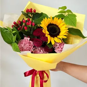 Сборный букет &laquo;Солнечные зайчики&raquo; от интернет-магазина «Цветочные истории»